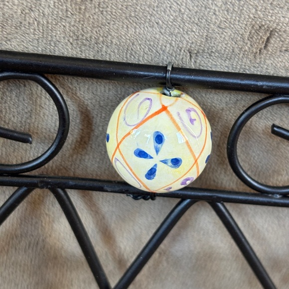 Vintage Black Metal Wire Basket Porcelain Handle and Accents Mackenzie Childs - Picture 4 of 16